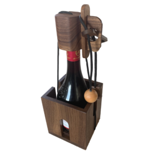 Wine Bottle Puzzle – Walnut